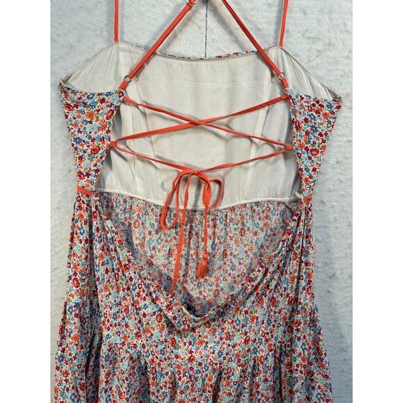 Aakaa Floral Midi Dress with Red Accents - Picture 9 of 13